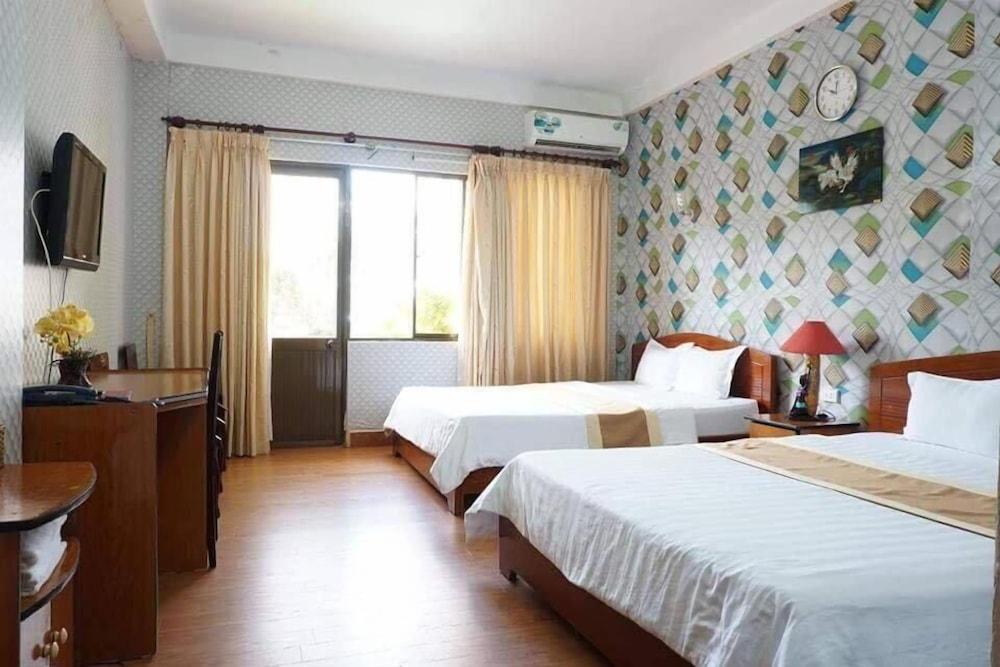 Khách sạn Cong Doan
